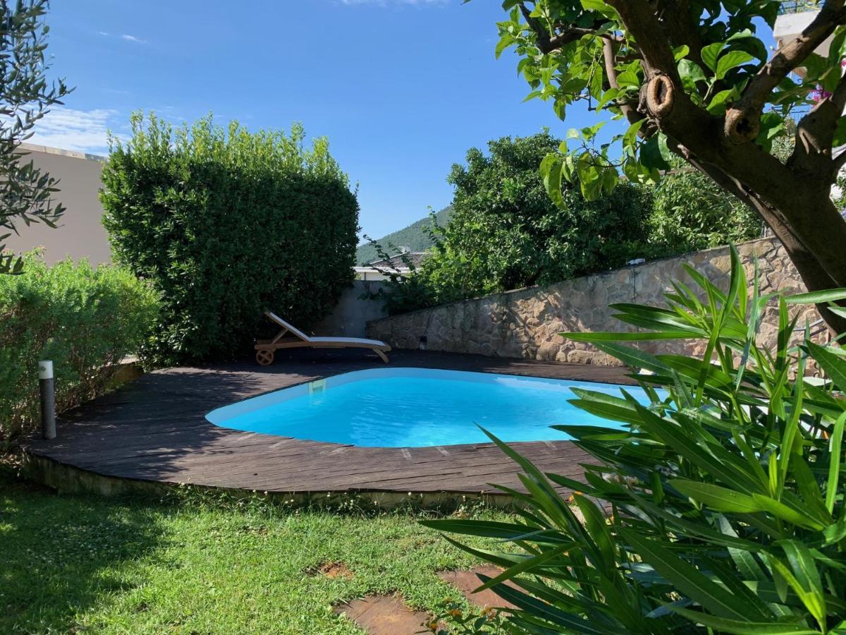Villa Pineland Borghetto Santo Spirito Luaran gambar