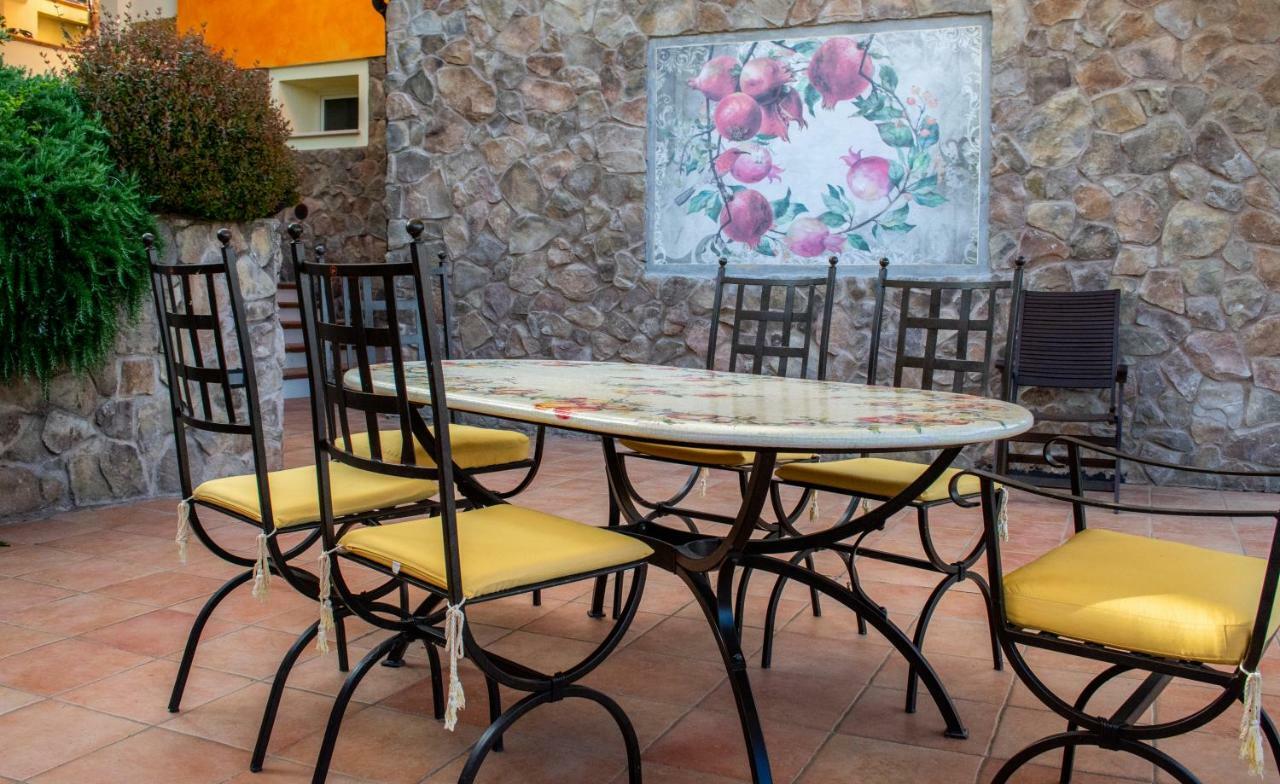 Villa Pineland Borghetto Santo Spirito Luaran gambar