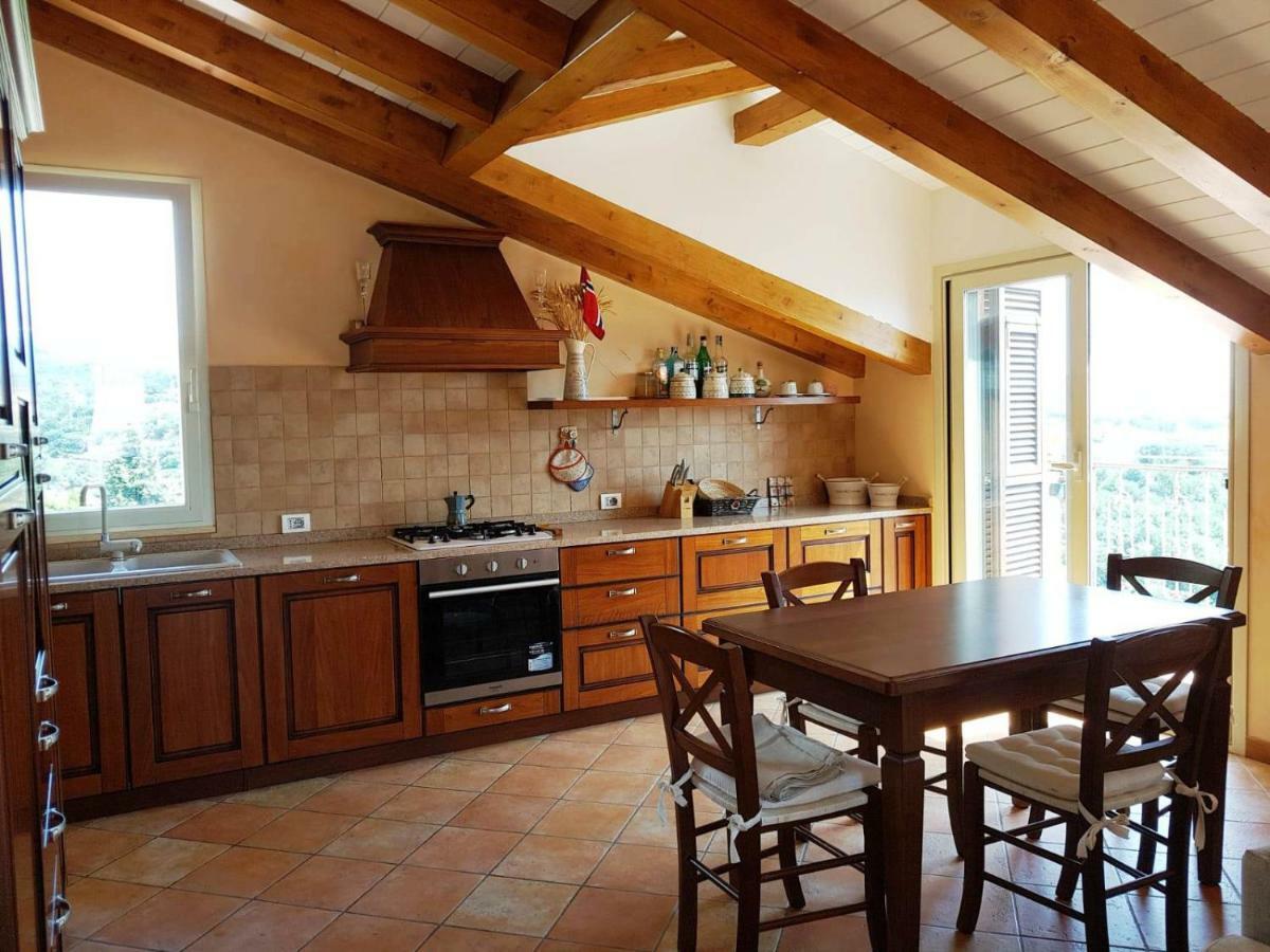 Villa Pineland Borghetto Santo Spirito Luaran gambar