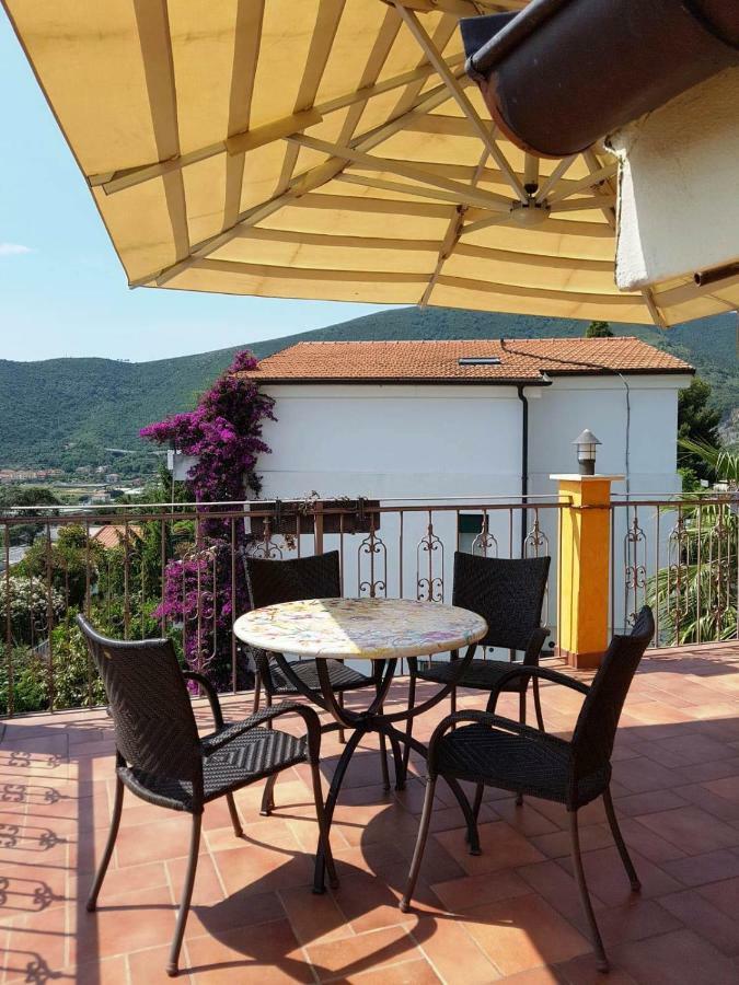 Villa Pineland Borghetto Santo Spirito Luaran gambar